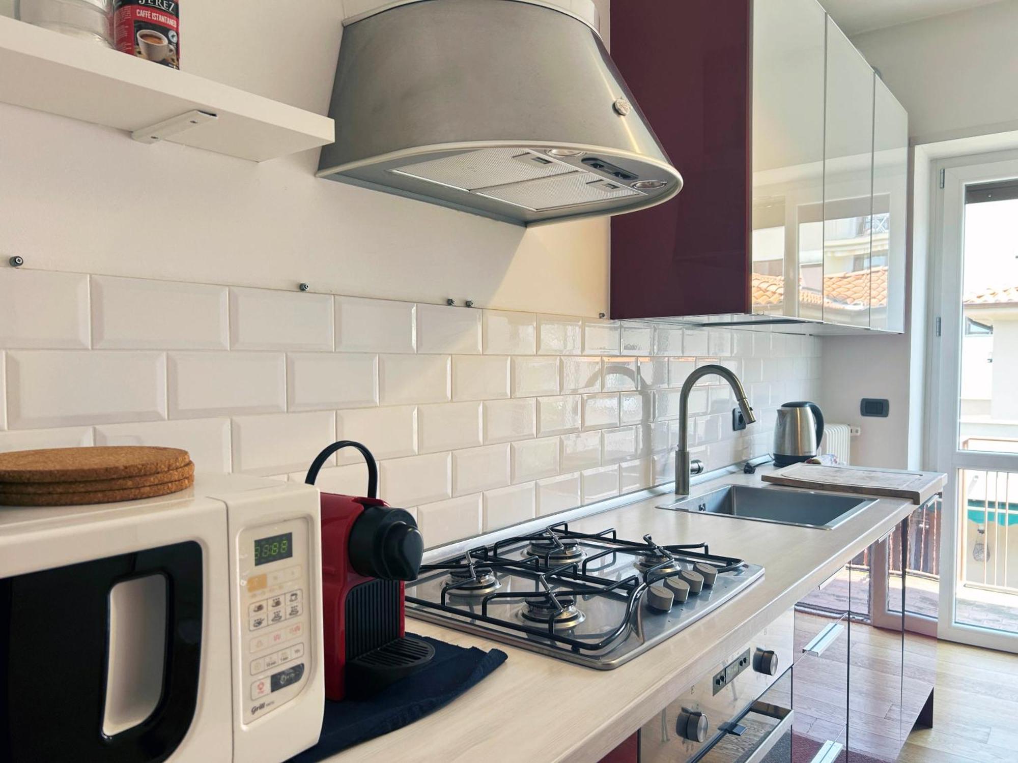 Comfortable Apartment In The Heart Of Lecco Esterno foto